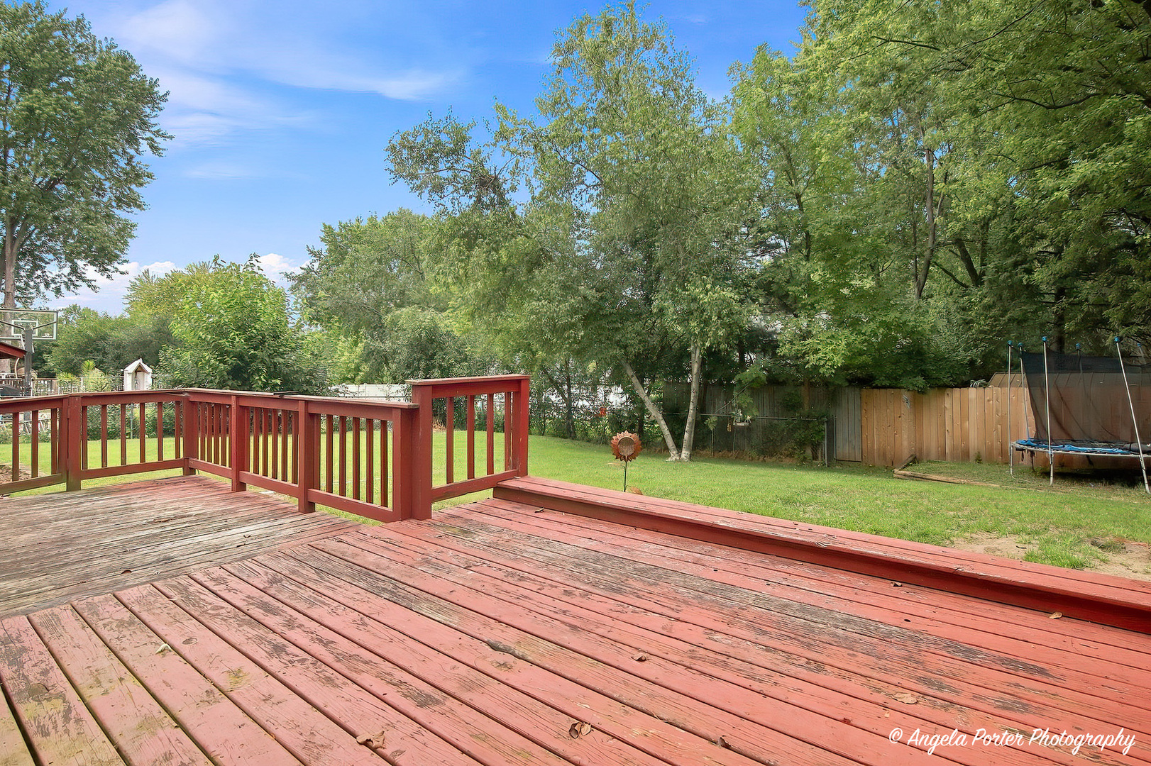 512 Silbury Court Property Photo 23