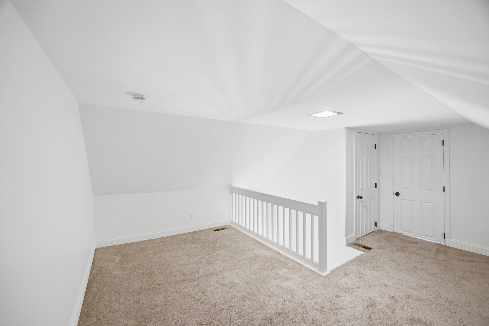 2908 Oakwood Avenue Property Photo 14