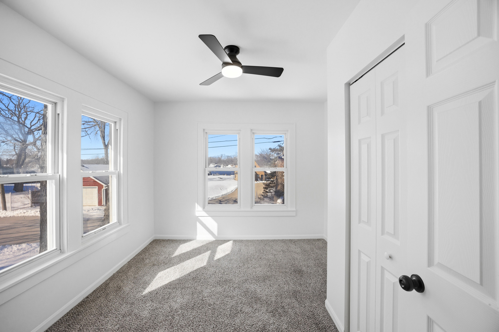 2908 Oakwood Avenue Property Photo 18