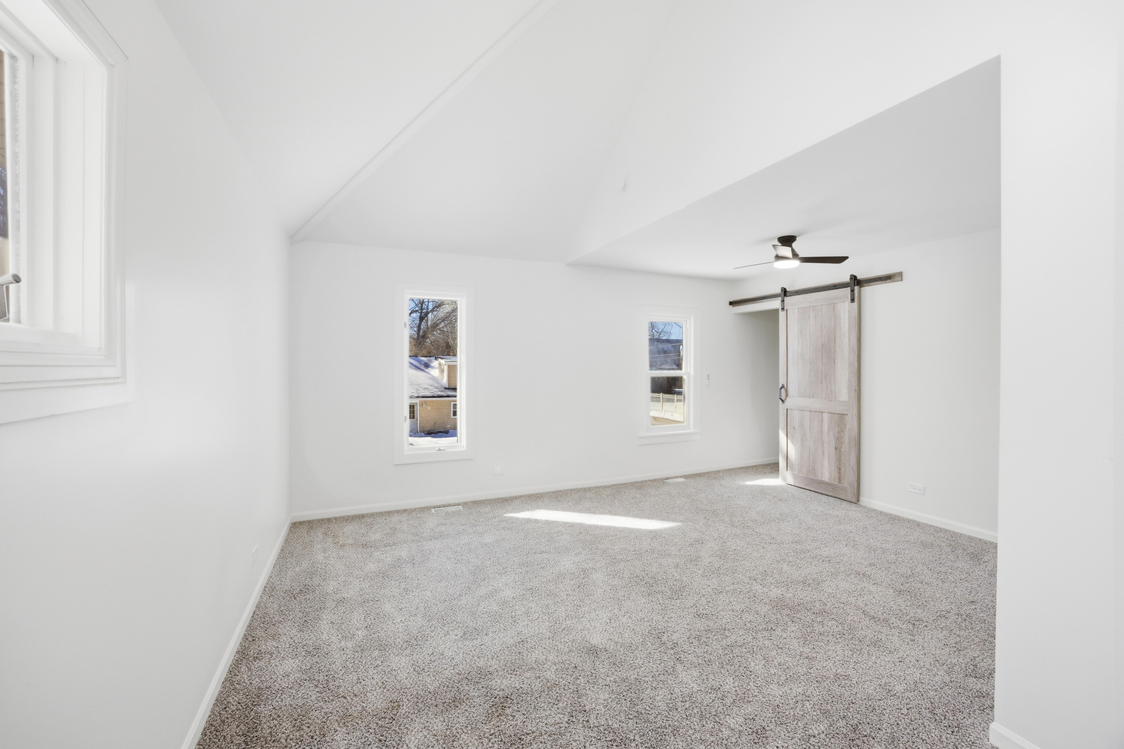 2908 Oakwood Avenue Property Photo 19