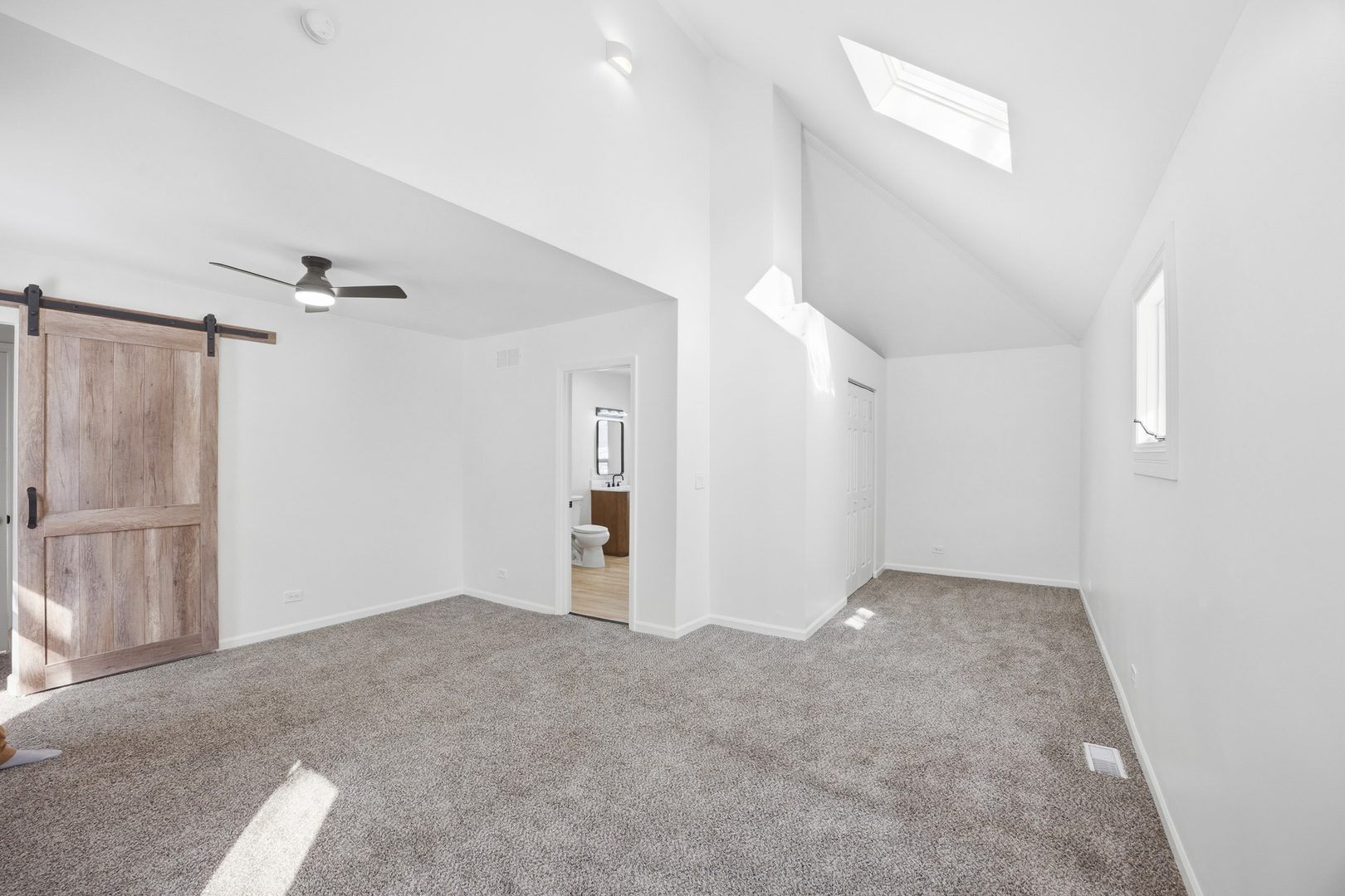 2908 Oakwood Avenue Property Photo 20