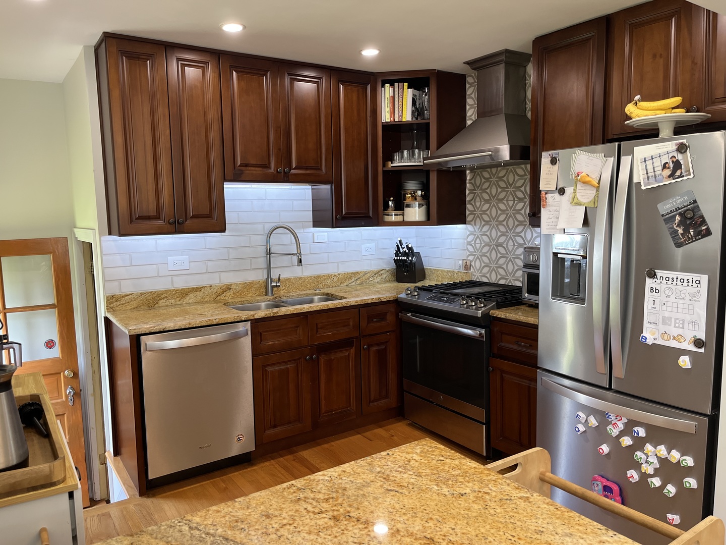 1816 Hull Avenue Property Photo 7