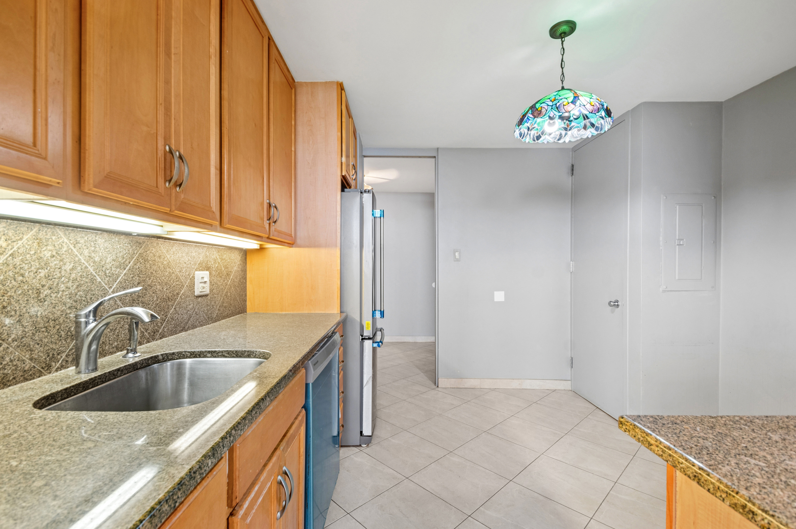 601 E 32nd Street 1111 Property Photo 11