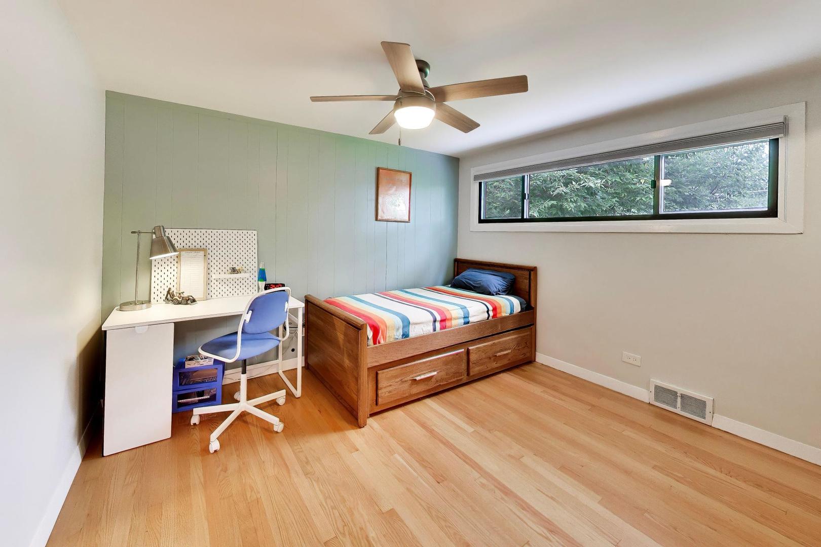 8835 Forestview Road Property Photo 18