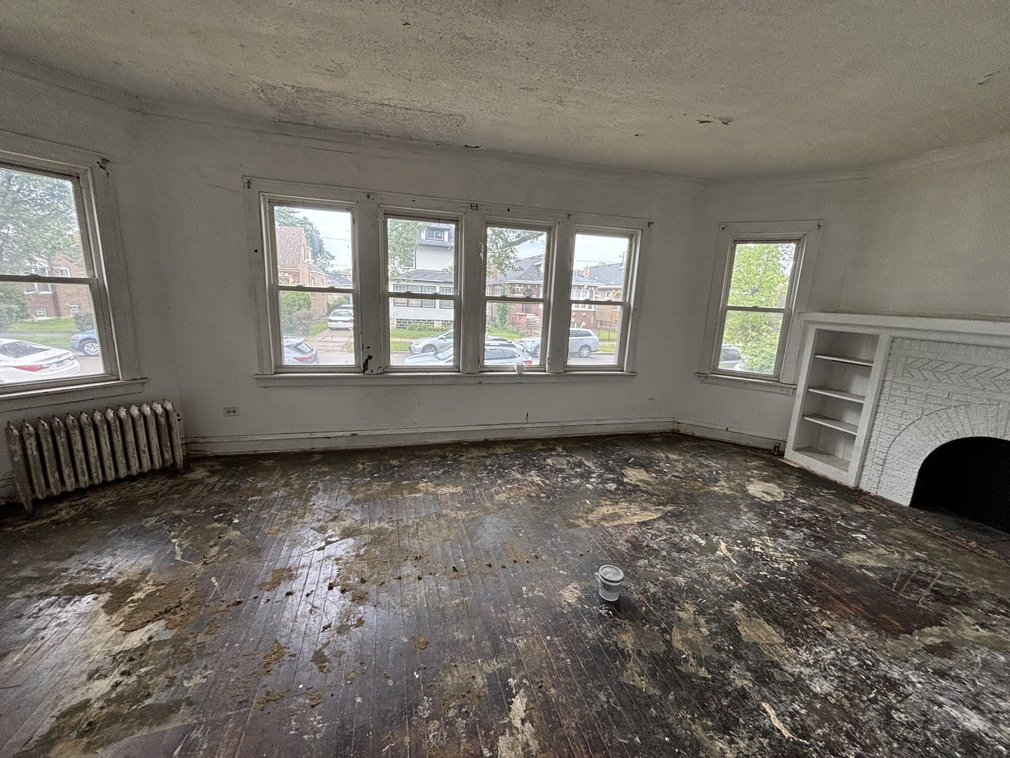 9343 S Throop Street Property Photo 6