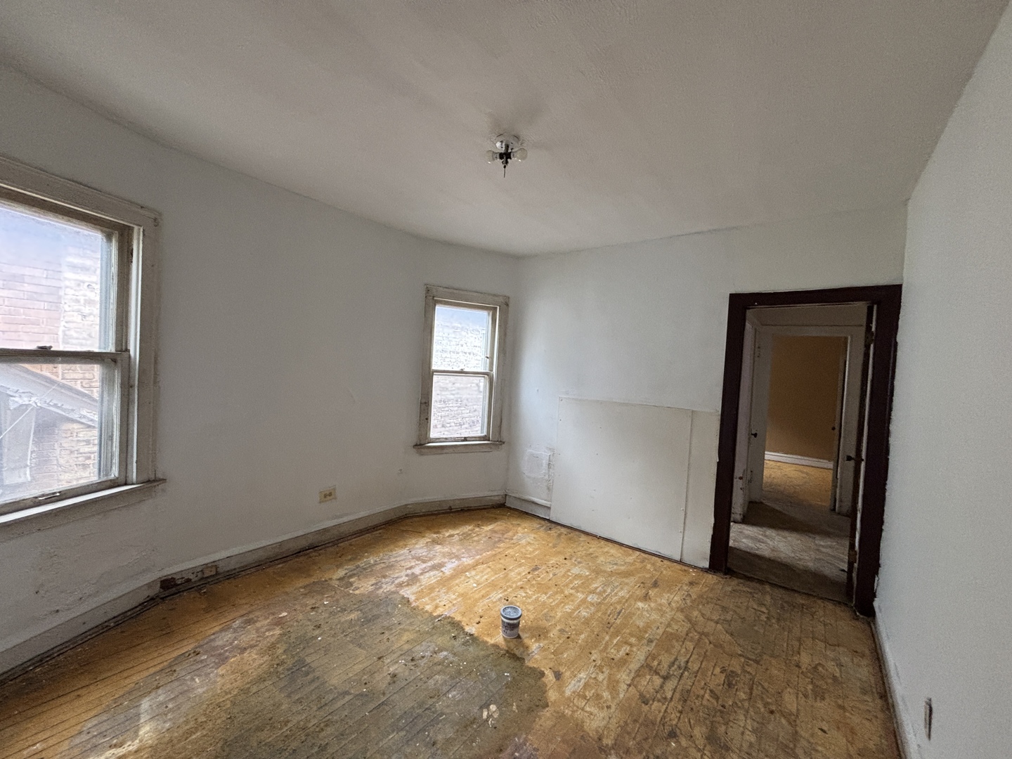 9343 S Throop Street Property Photo 8