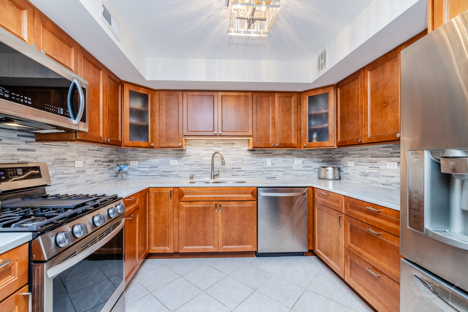 3700 N Lake Shore Drive 303 Property Photo 8