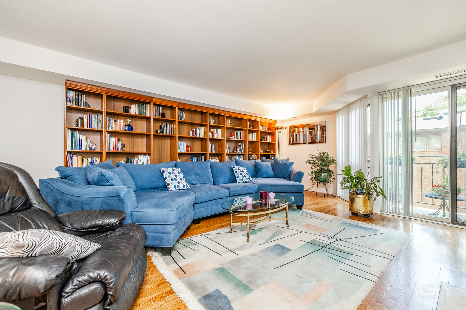 3700 N Lake Shore Drive 303 Property Photo 17