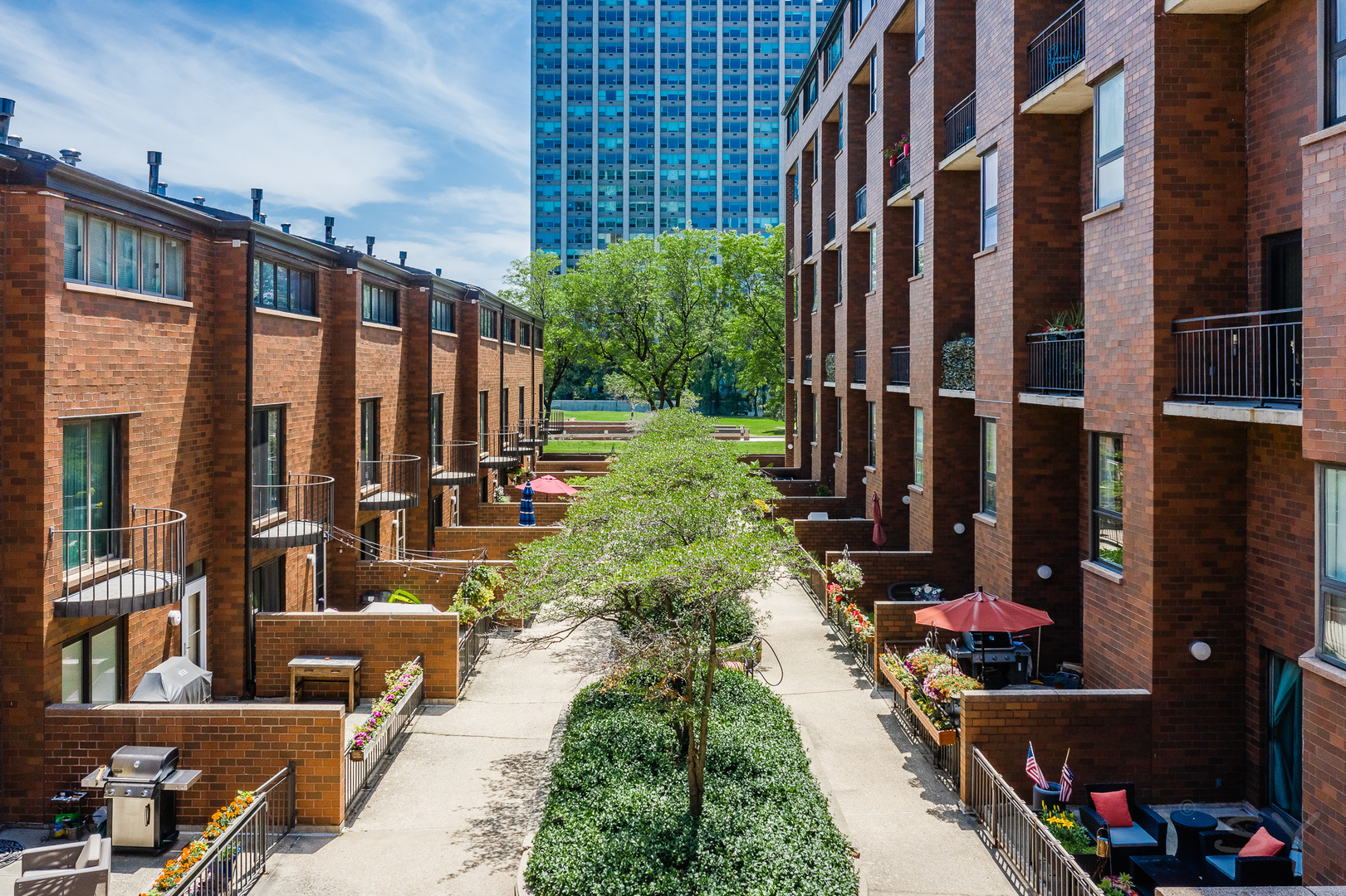 3700 N Lake Shore Drive 303 Property Photo 40
