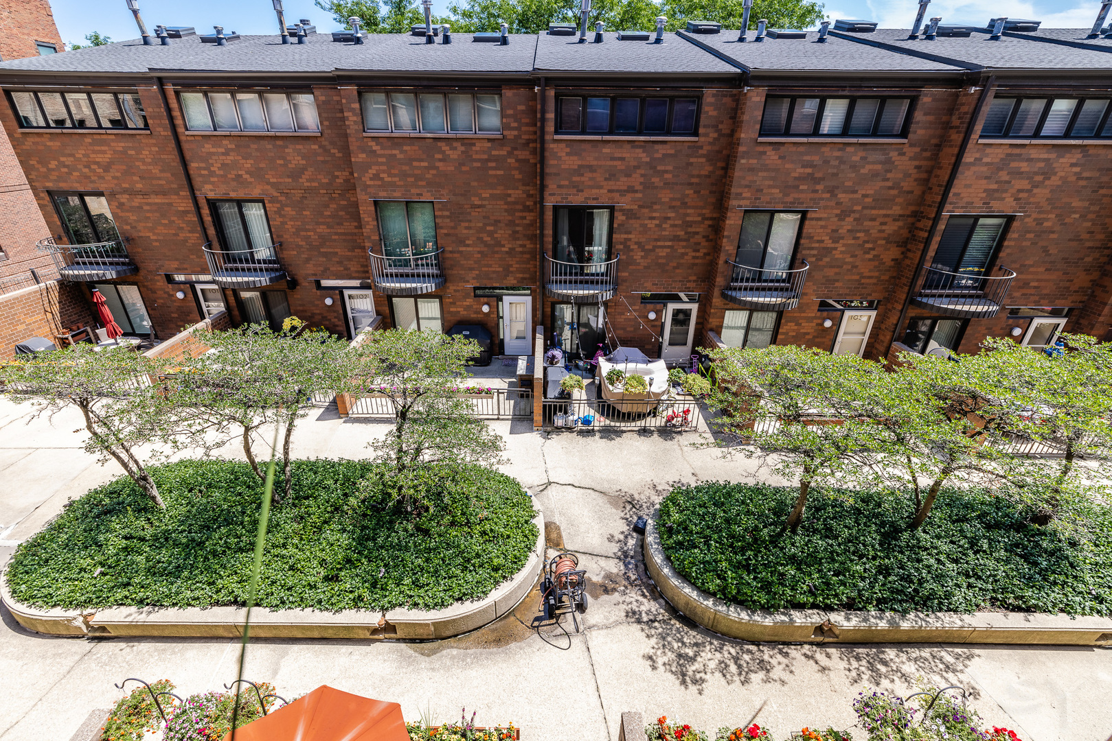 3700 N Lake Shore Drive 303 Property Photo 46