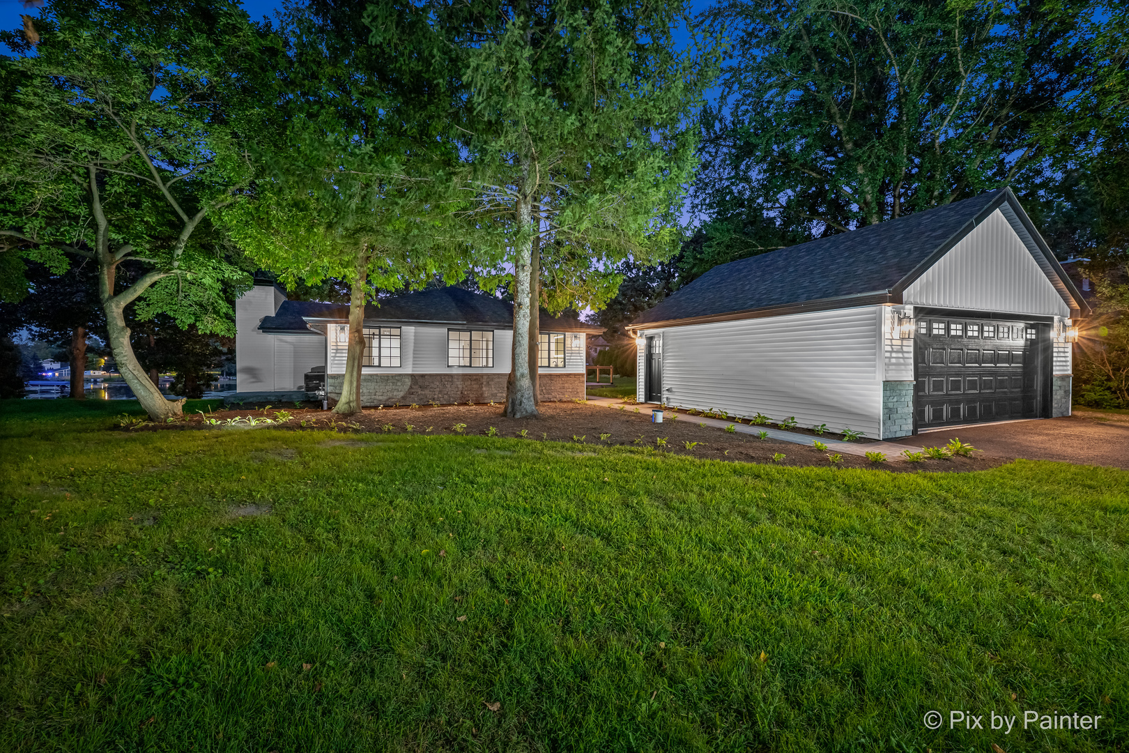 34803 N Hiawatha Trail Property Photo 2
