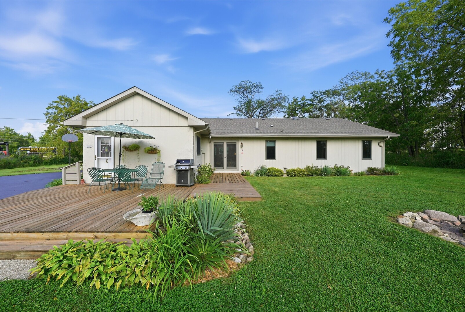 24730 S Western Avenue Property Photo 21