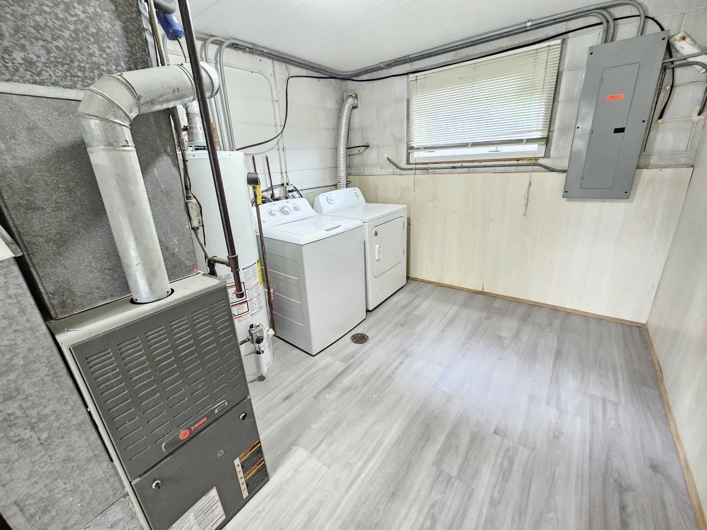 18570 W Pamela Place Property Photo 22