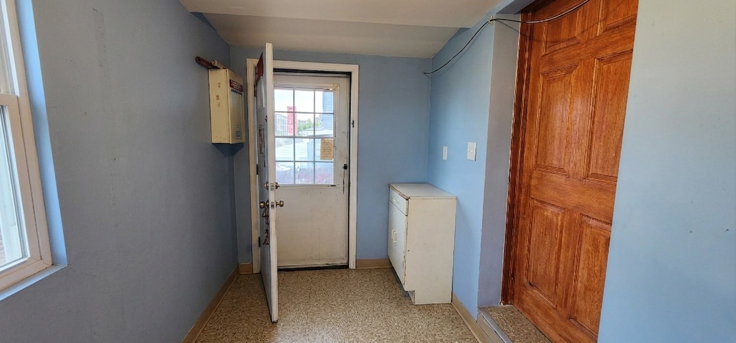 4051 S Campbell Street Property Photo 3