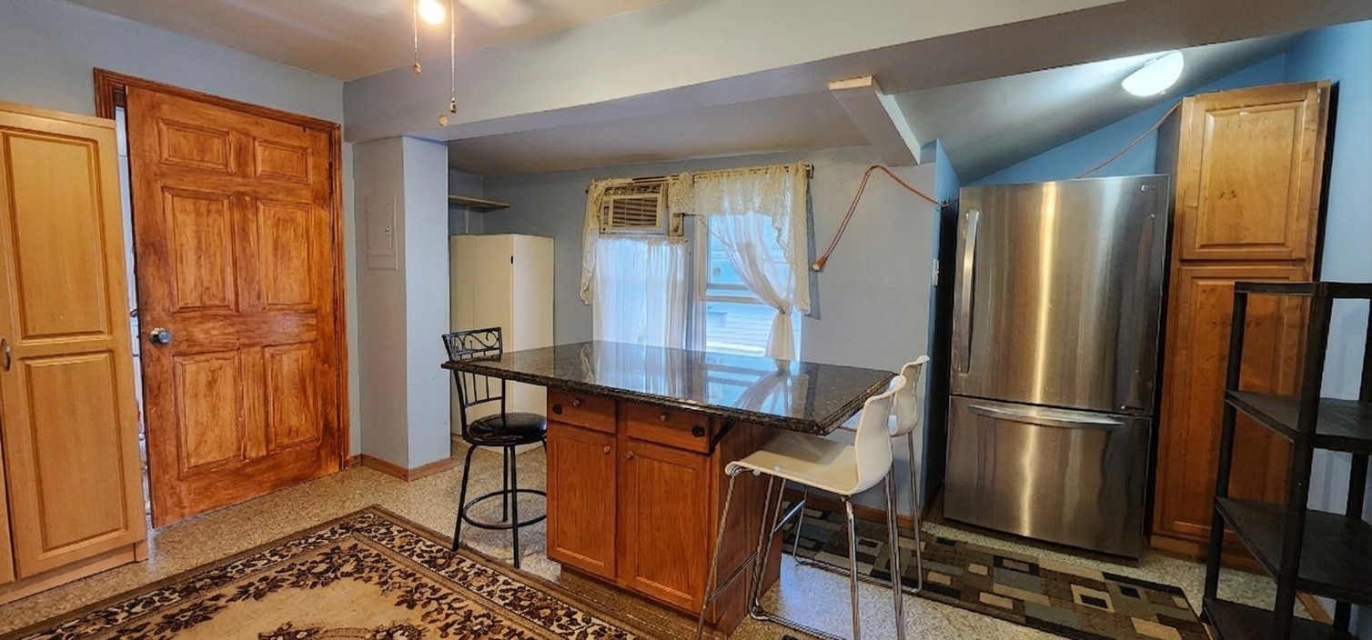 4051 S Campbell Street Property Photo 10