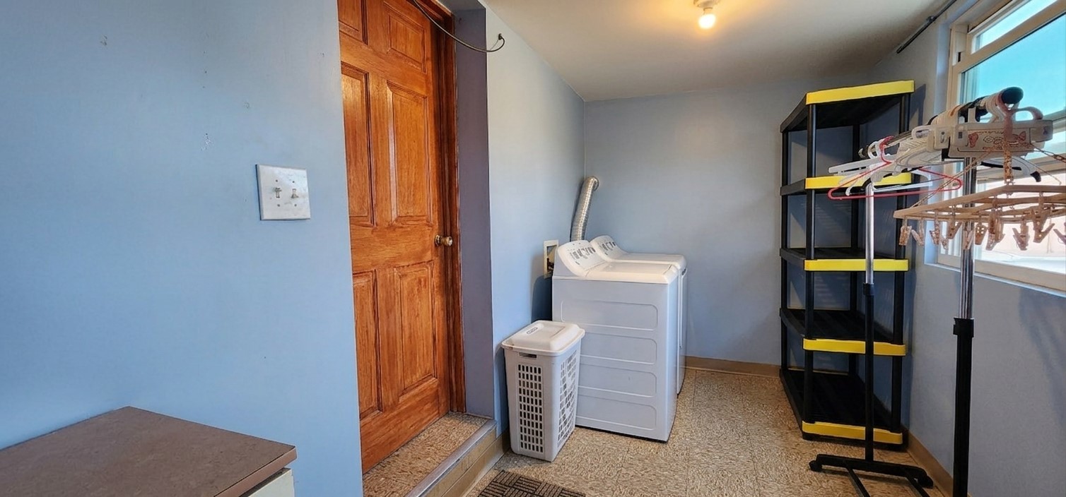 4051 S Campbell Street Property Photo 18