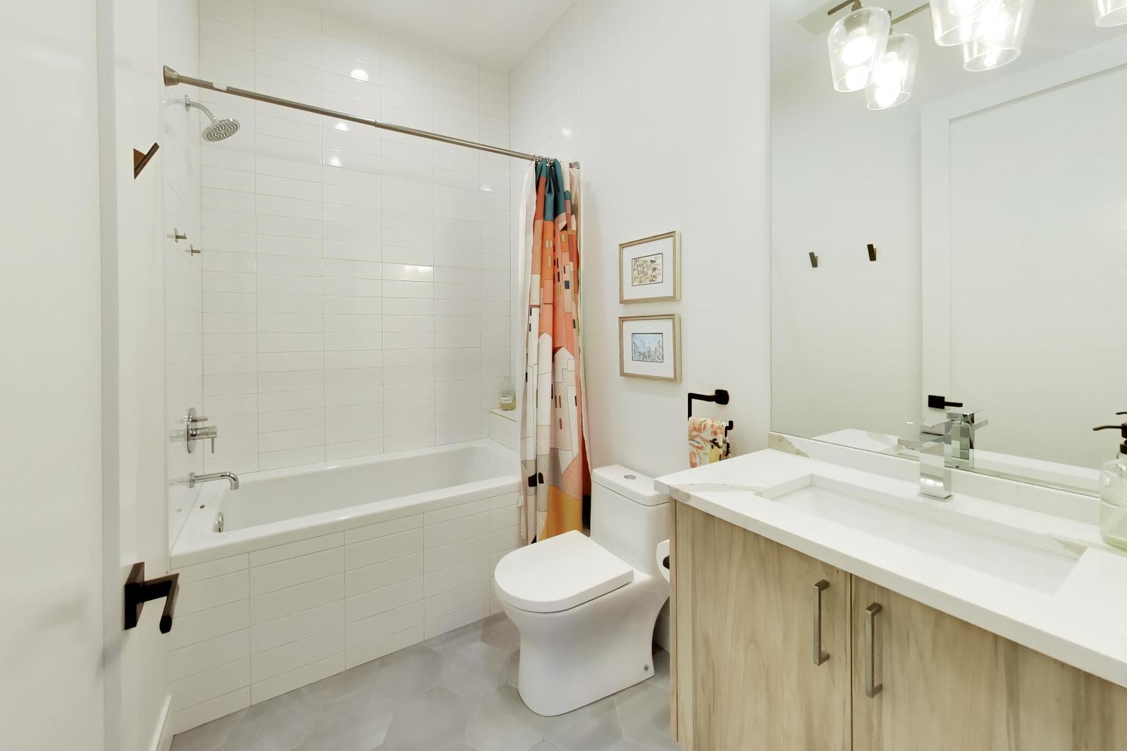2423 W Fullerton Avenue 4a Property Photo 16
