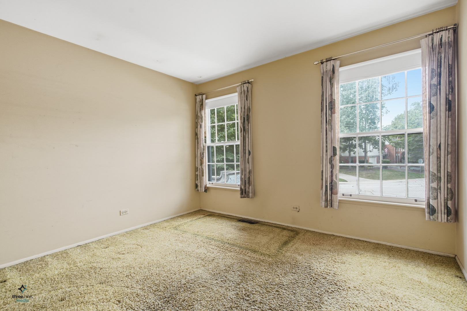 681 Smoke Tree Road Property Photo 15