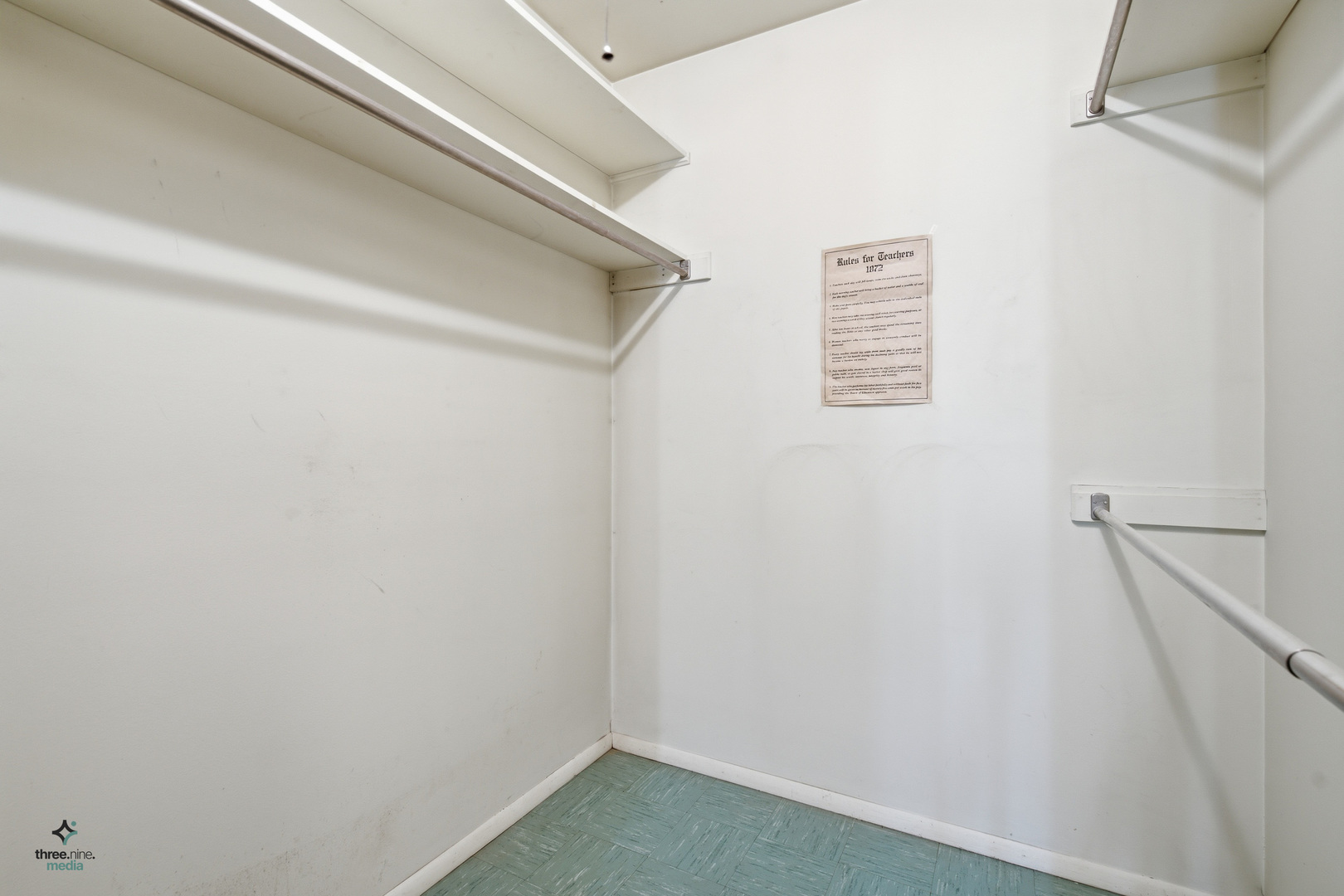 681 Smoke Tree Road Property Photo 23