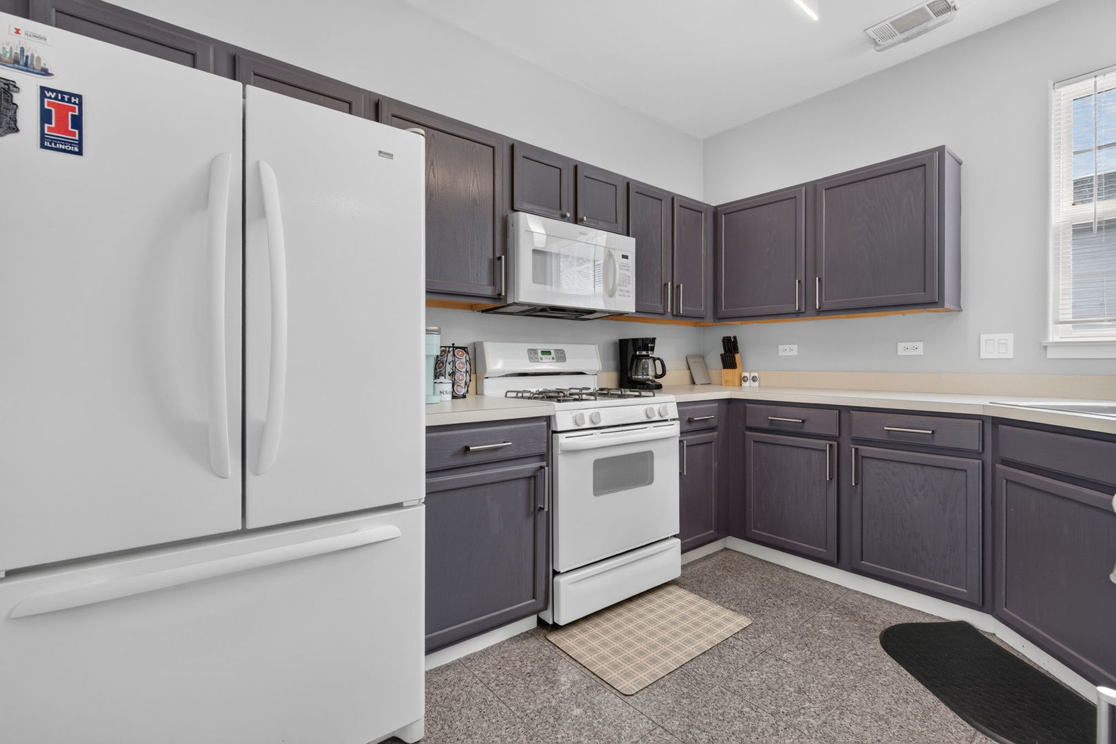 2228 Graystone Drive Property Photo 8