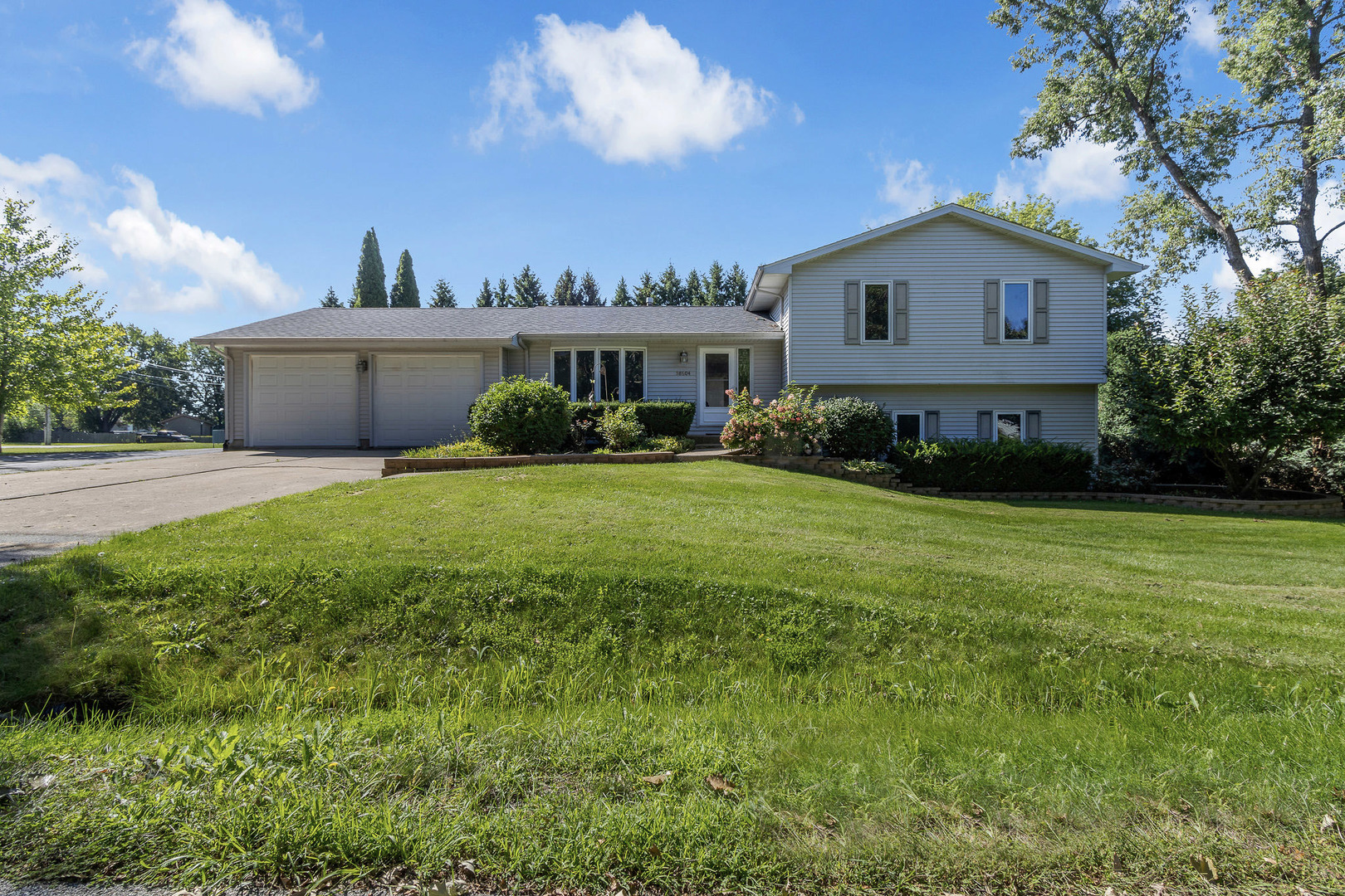 38604 N Magnolia Avenue Property Photo 1