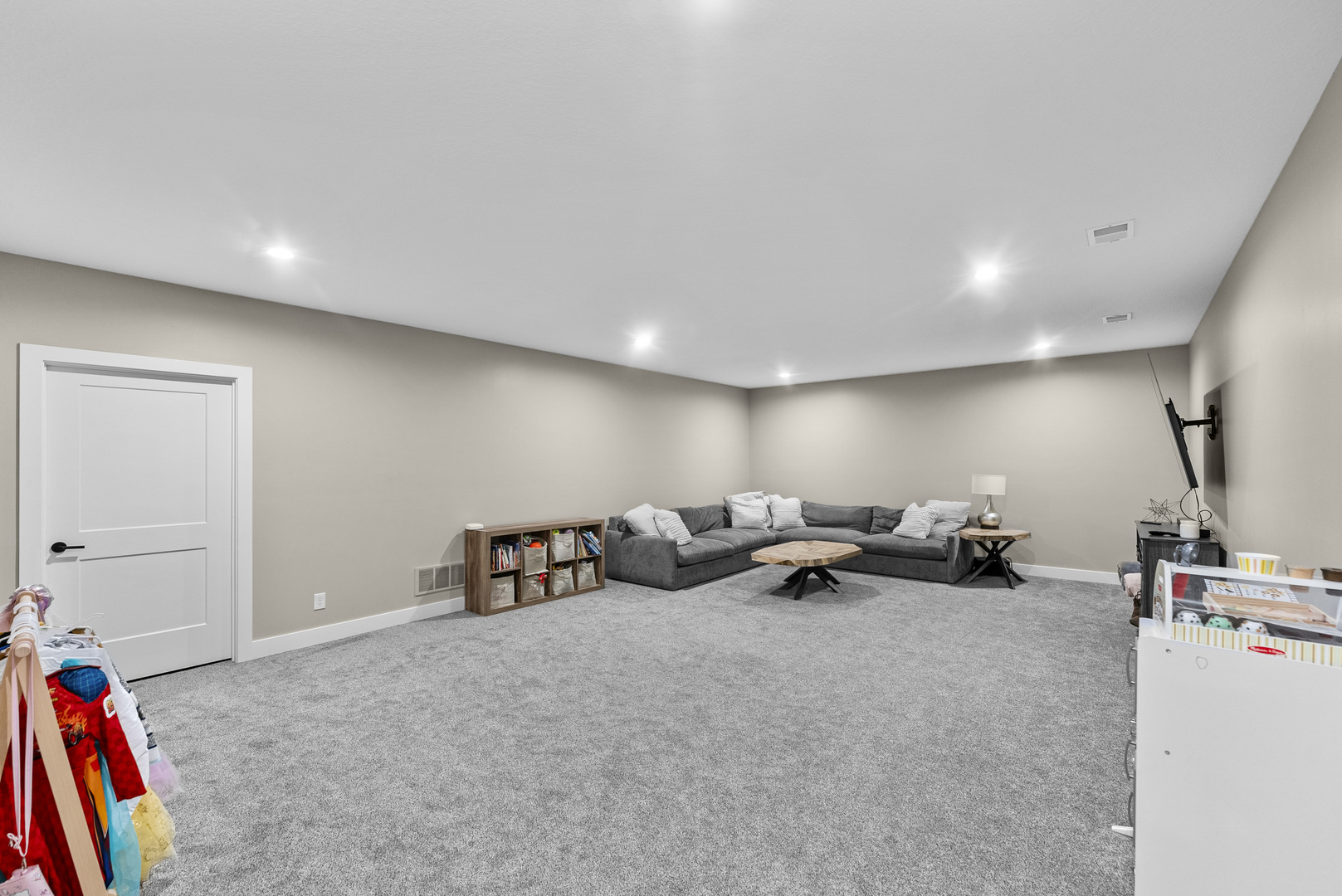 7149 Alvie Lane Property Photo 32