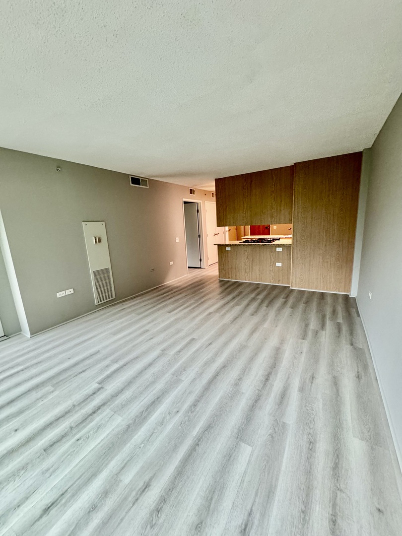 9655 Woods Drive 407 Property Photo 13