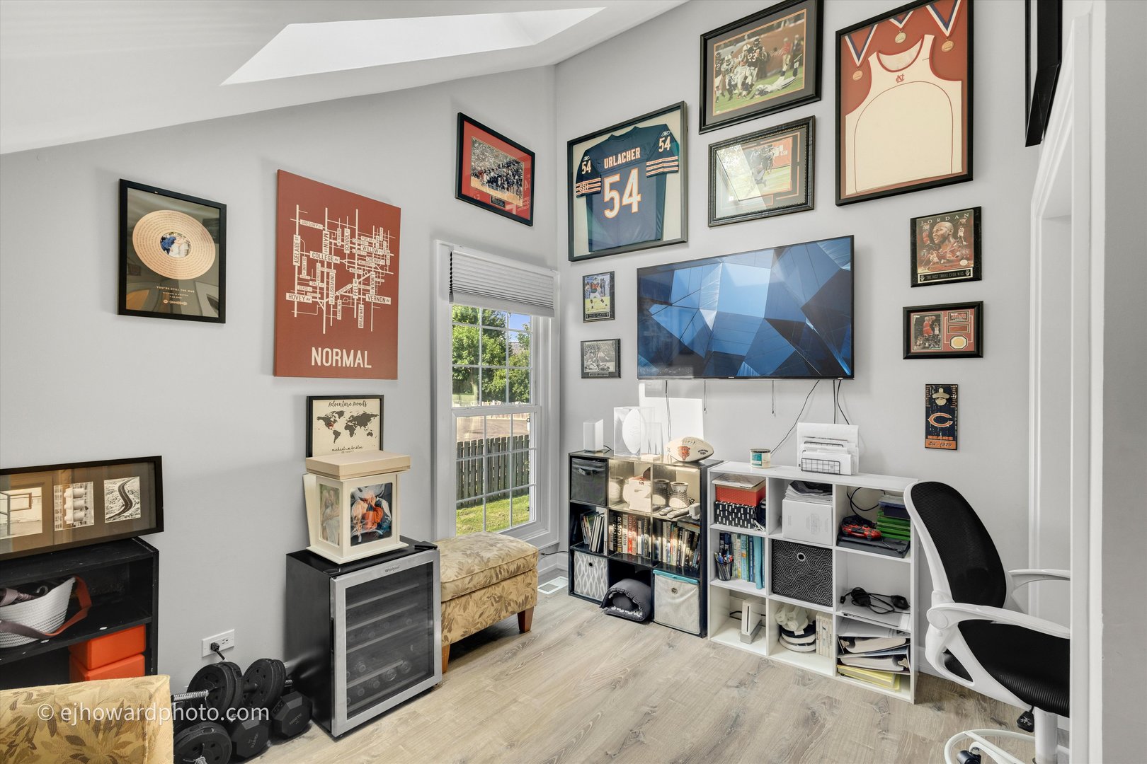2s758 Timber Drive Property Photo 10