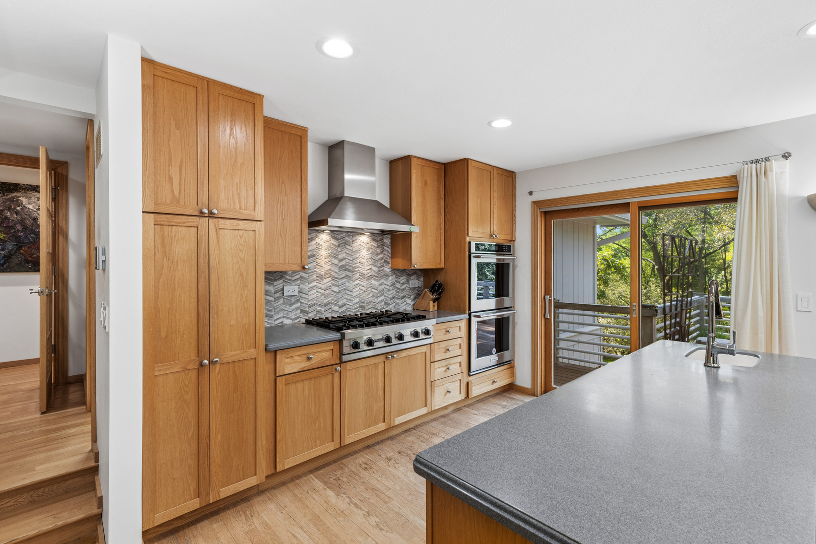 1113 Crane Drive Property Photo 11