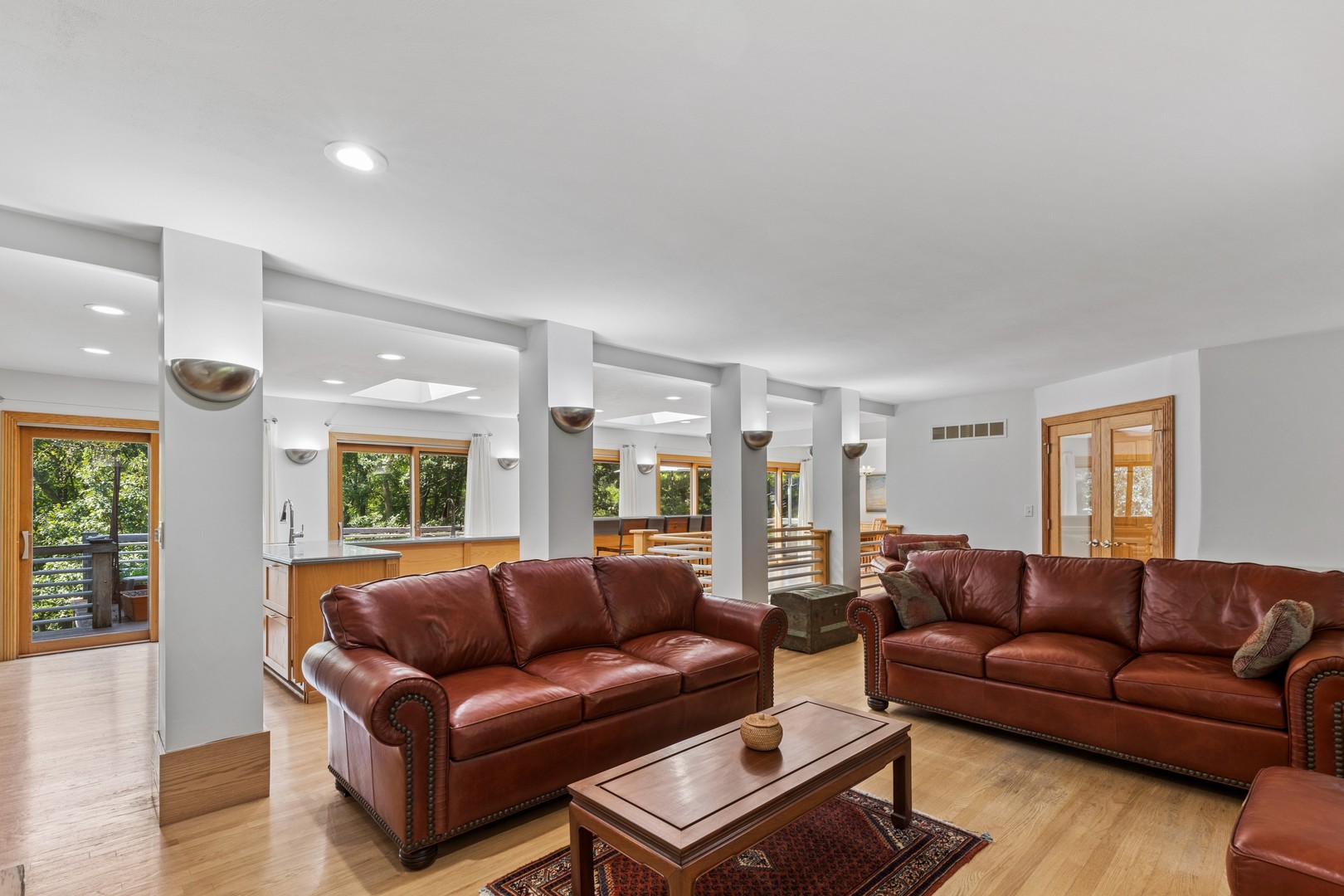 1113 Crane Drive Property Photo 13