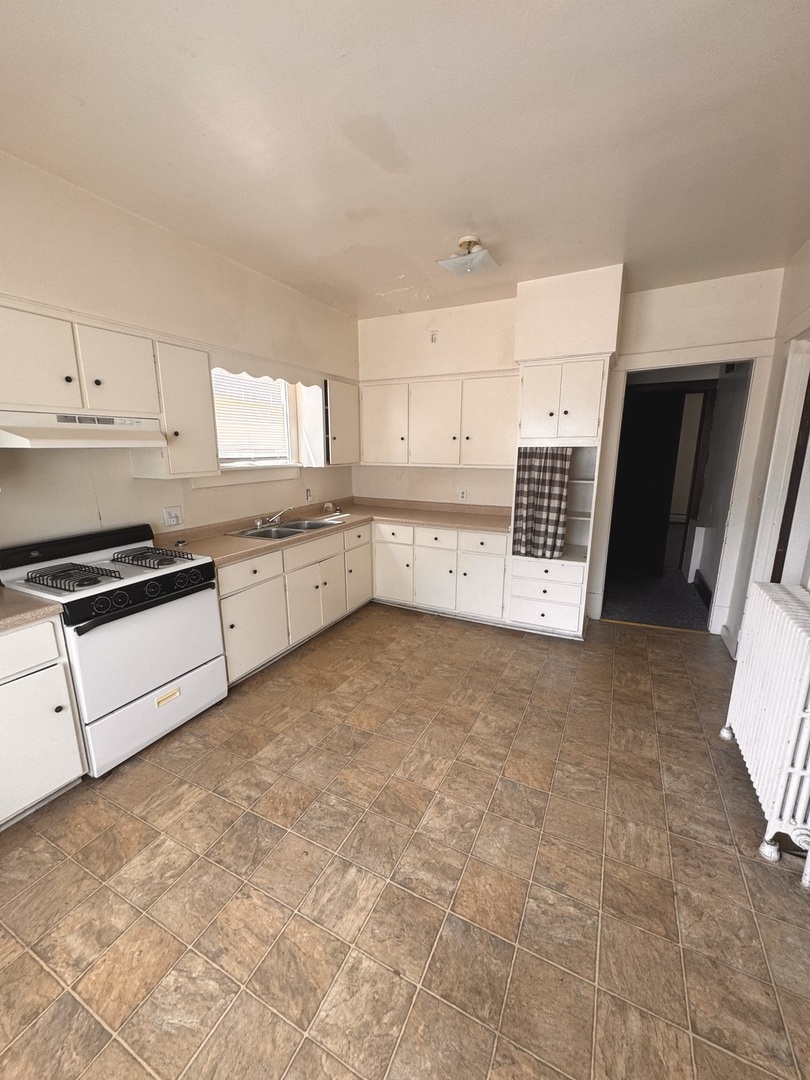 1620 W Fredonia Avenue Property Photo 9