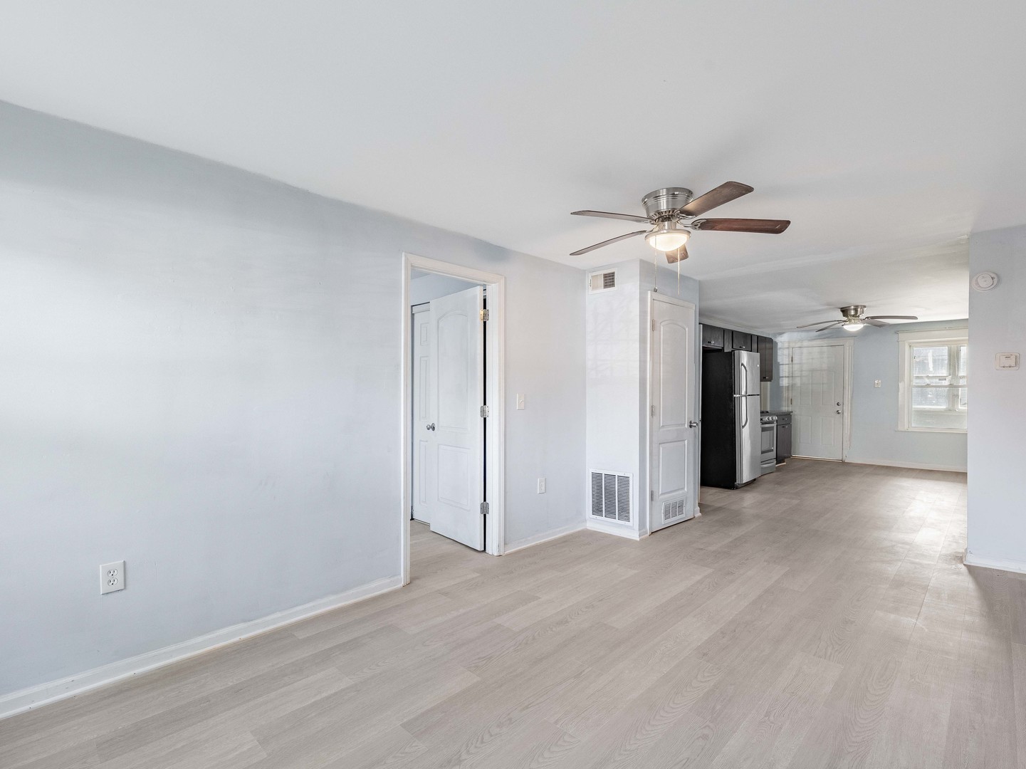 2749 S Trumbull Avenue Property Photo 4