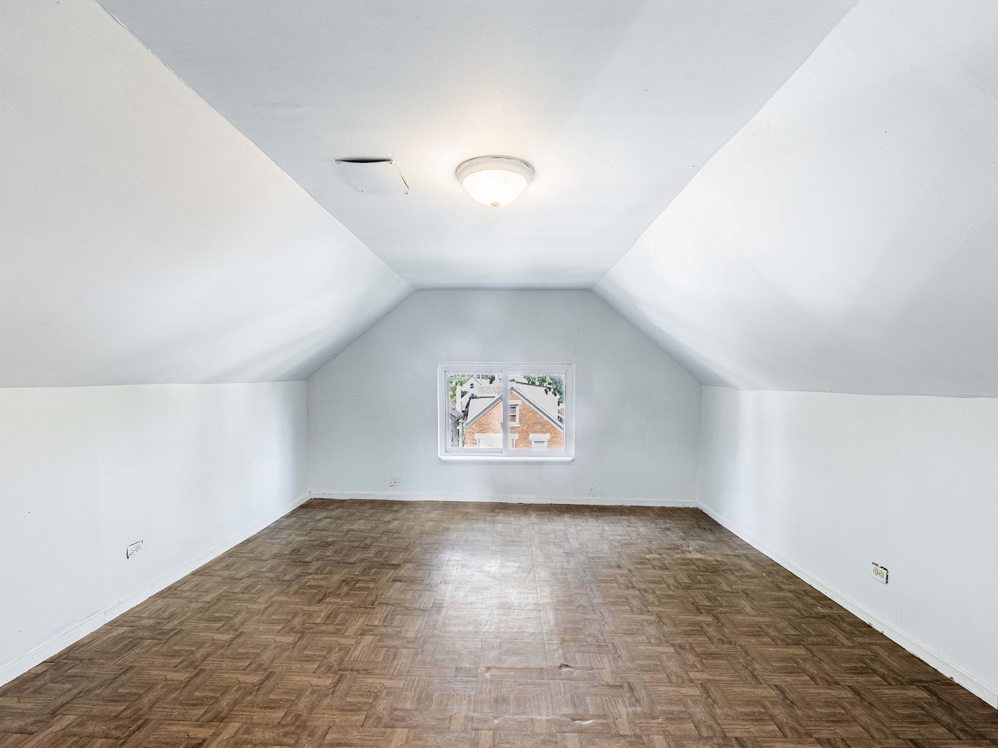 2749 S Trumbull Avenue Property Photo 17