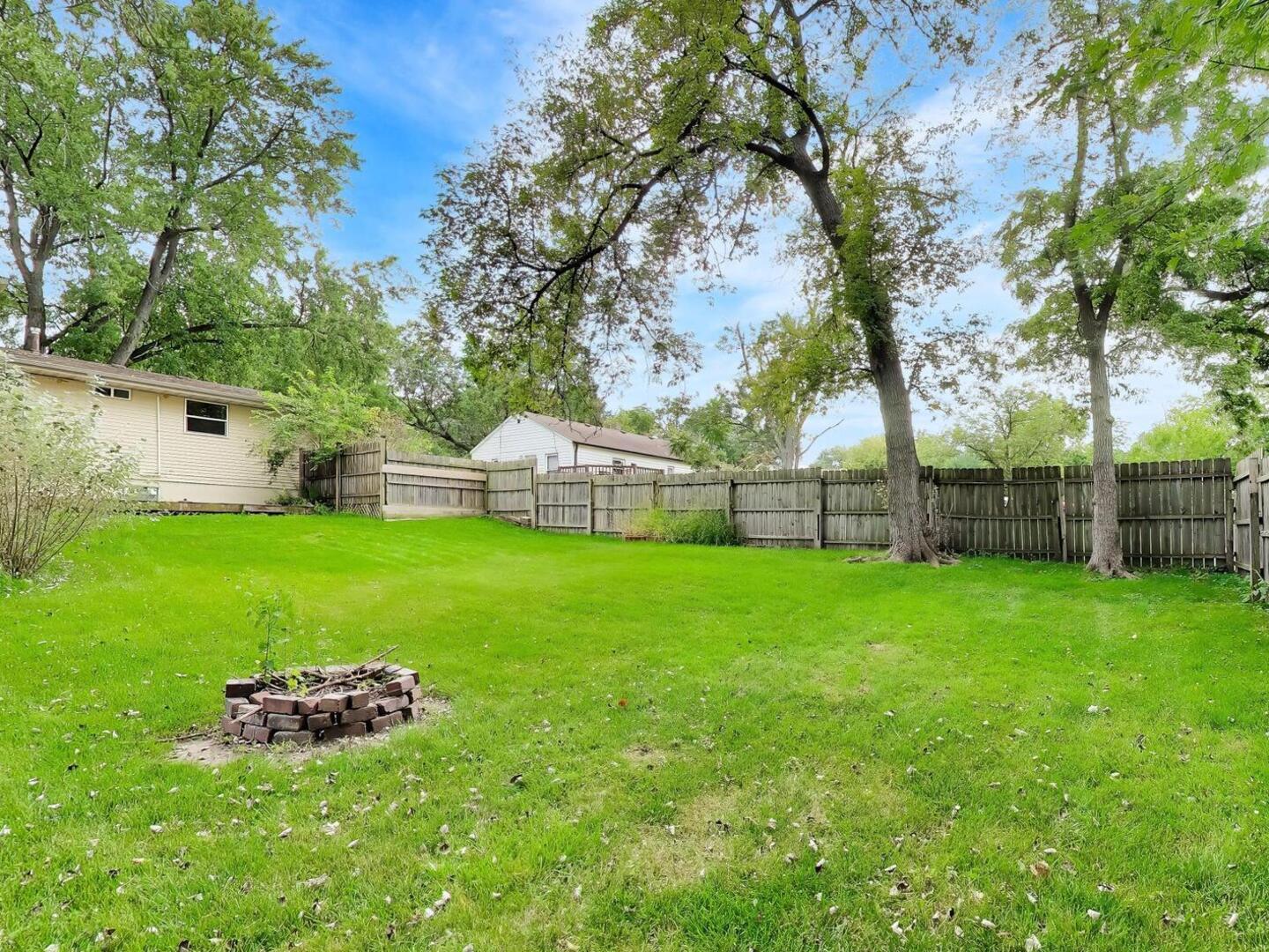729 Brink Street Property Photo 9