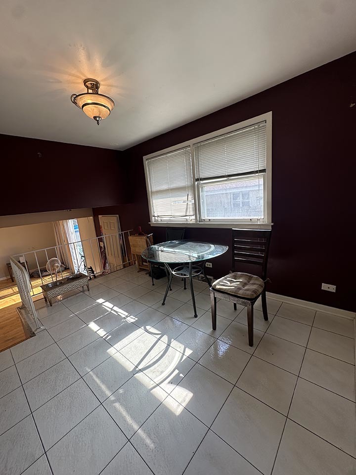 11804 S Kolin Avenue Property Photo 5