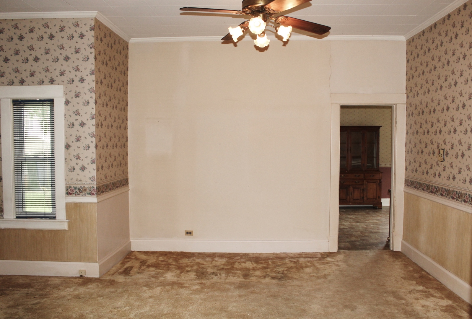 416 E Benton Street Property Photo 11