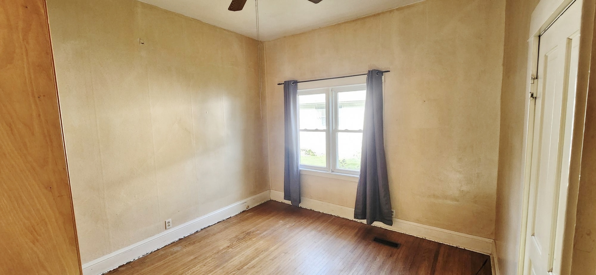 416 E Benton Street Property Photo 16