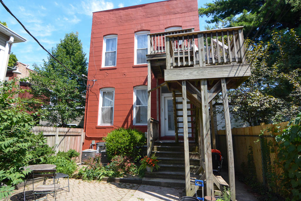 1129 N WINCHESTER Avenue CH2 Property Photo 1