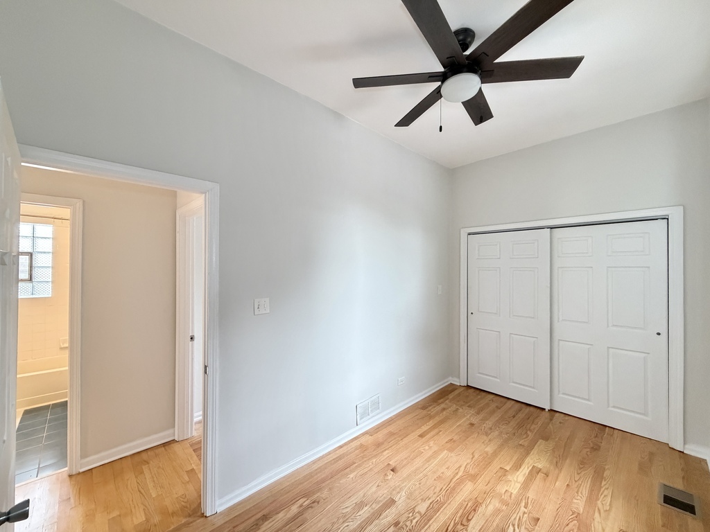1129 N Winchester Avenue Ch2 Property Photo 19