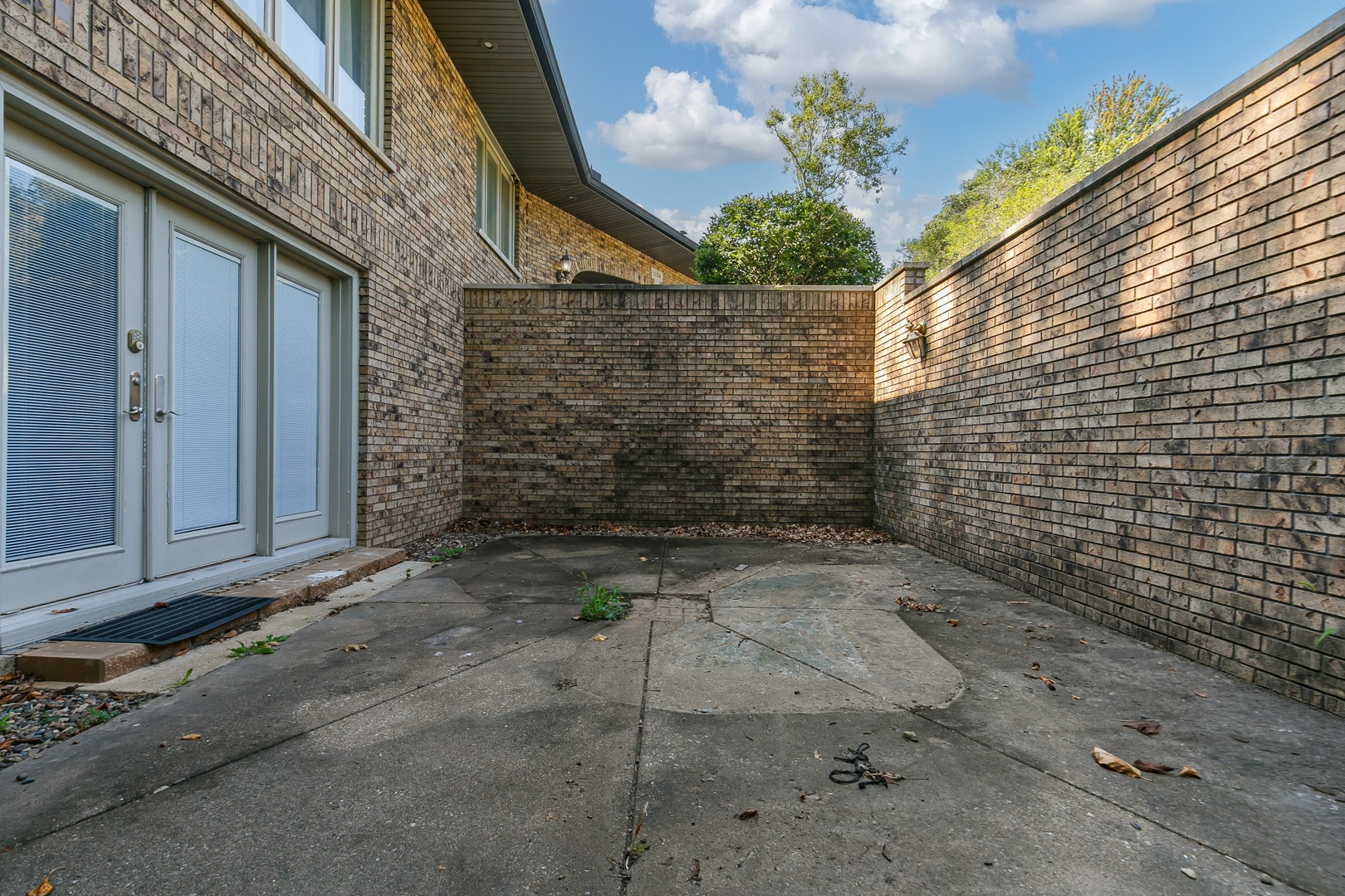 1134 33rd St Ct Property Photo 5