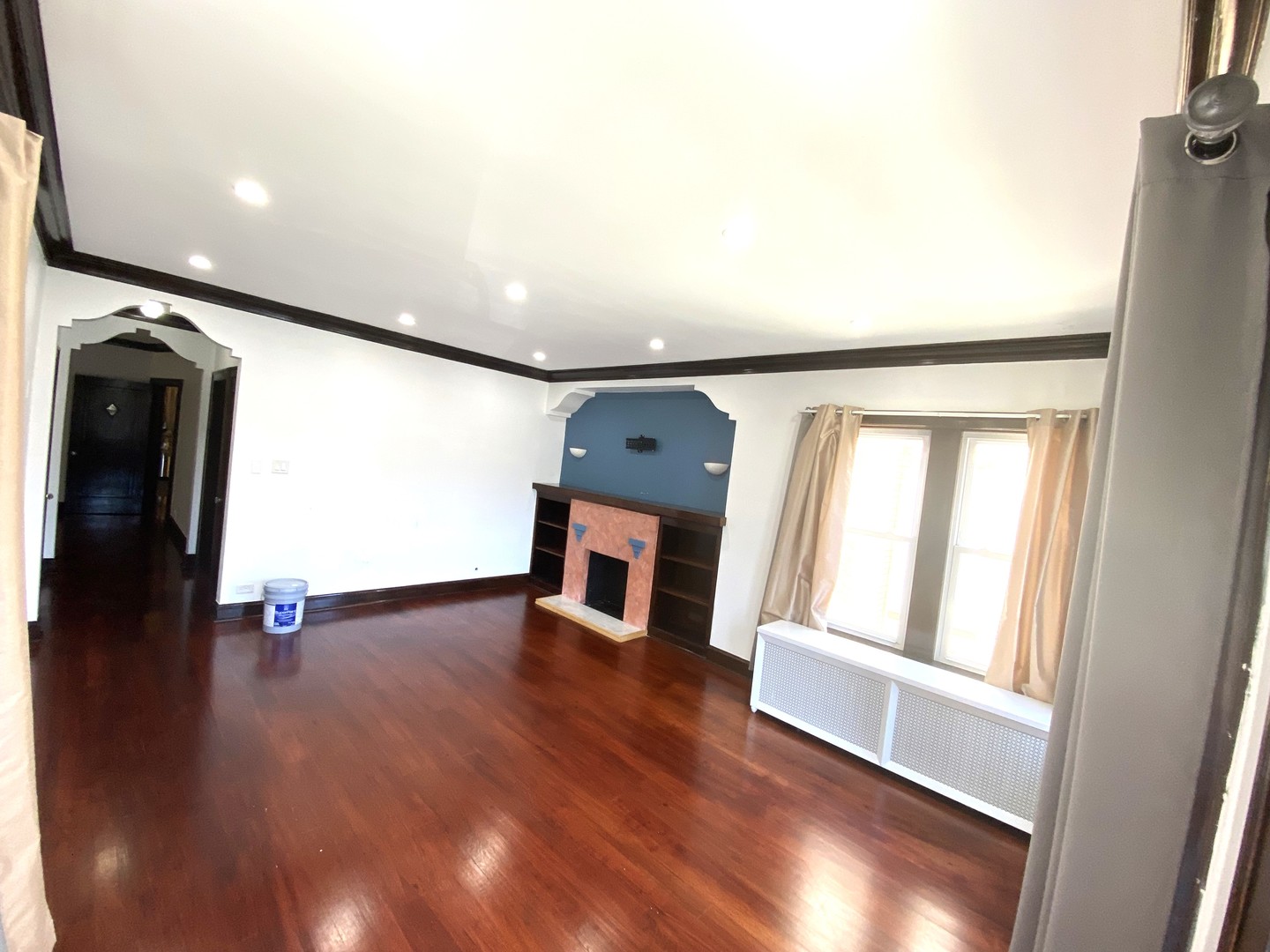5434 N Spaulding Avenue 2nd Property Photo 5