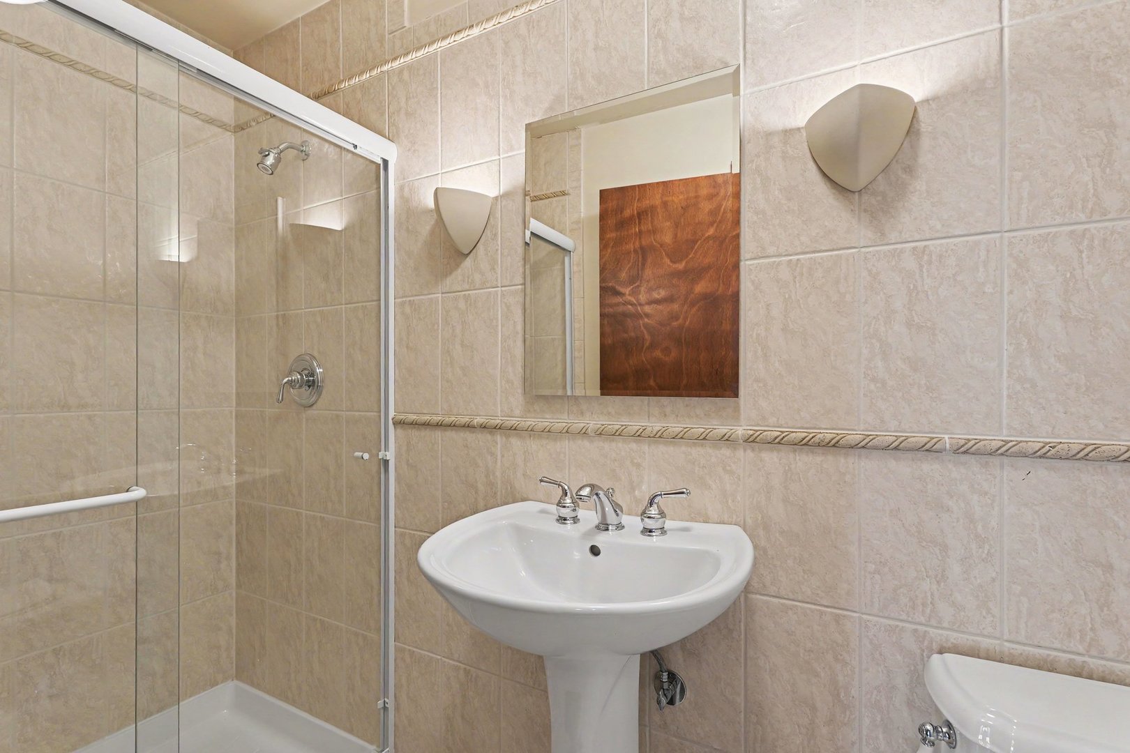 452 Commonwealth Lane Property Photo 10
