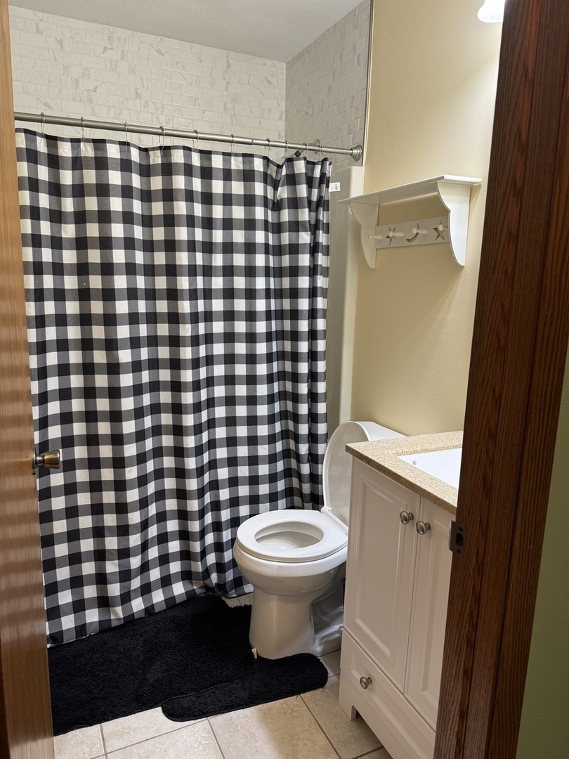 2219 Highland Drive Property Photo 15