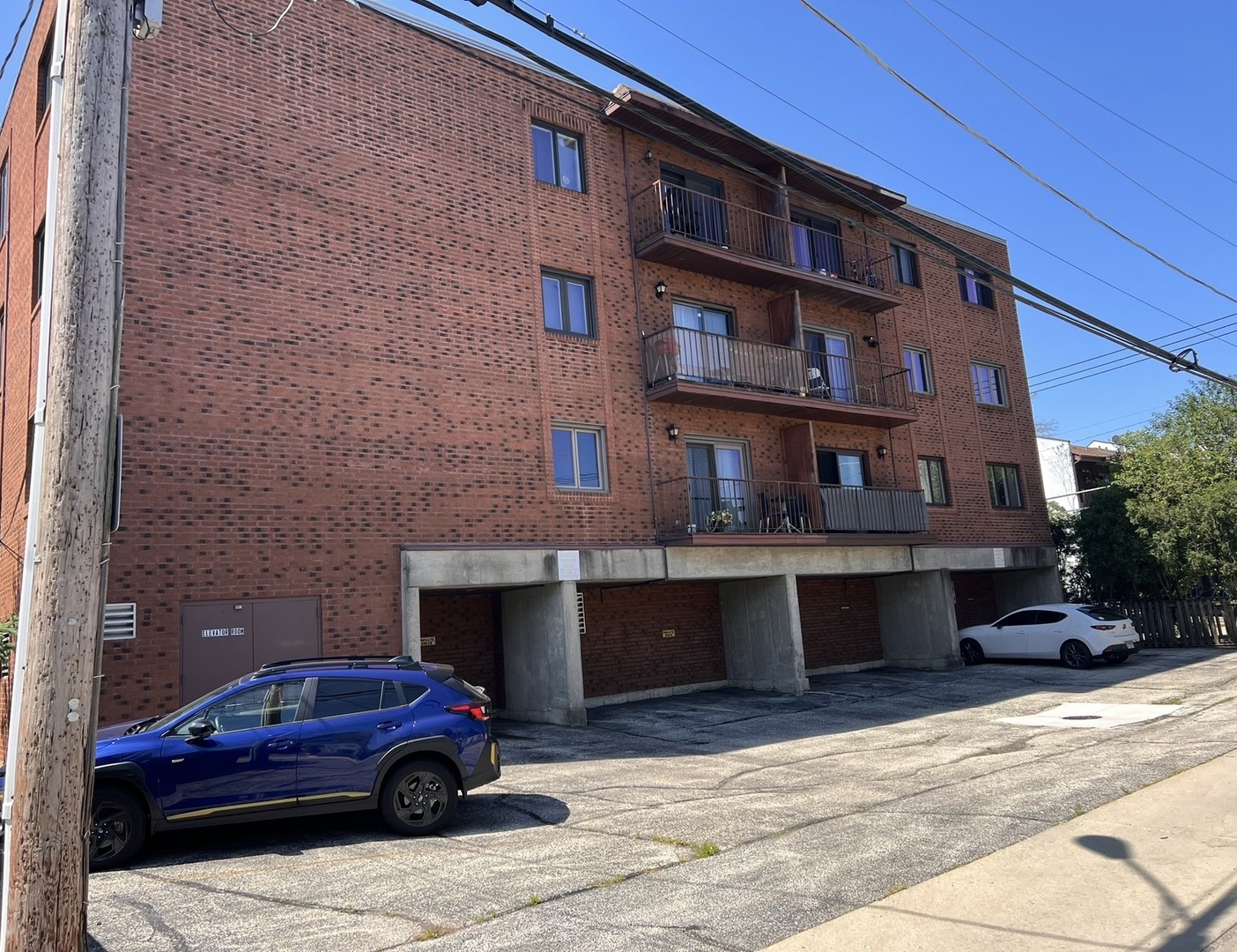 1302 E Washington Street B1 Property Photo 40