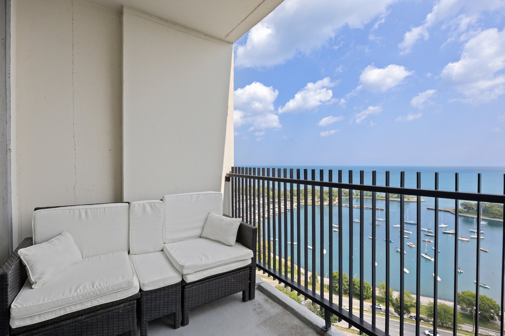 3200 N Lake Shore Drive 2604 Property Photo 8