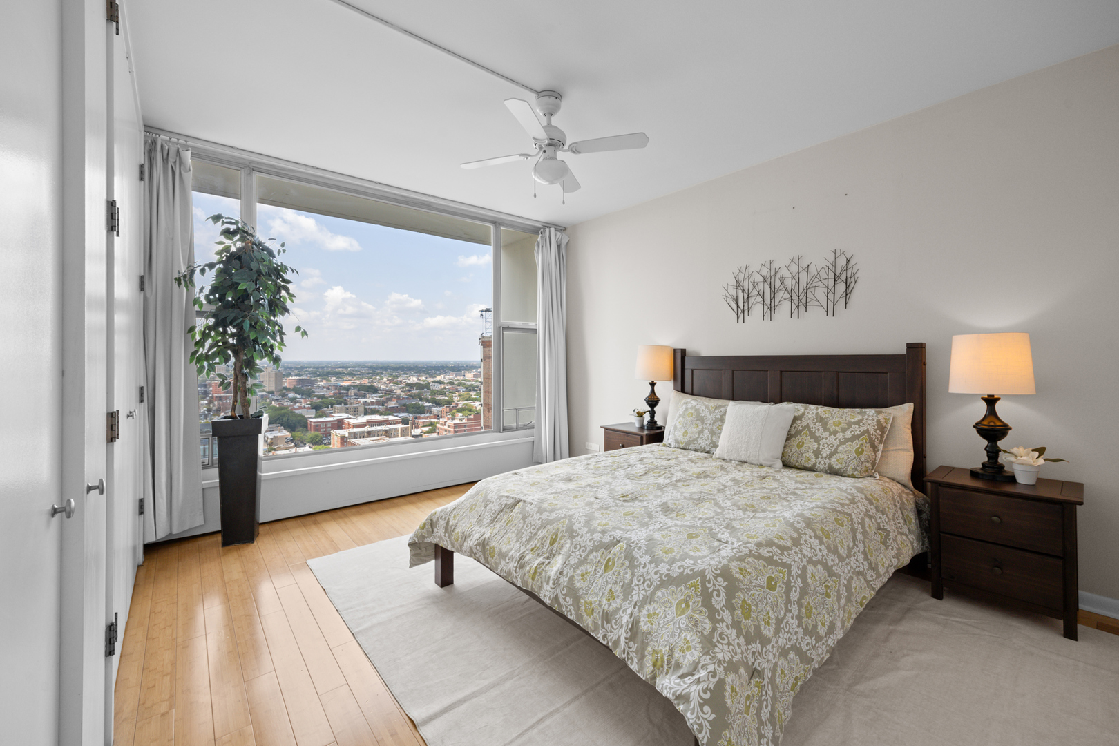 3200 N Lake Shore Drive 2604 Property Photo 16