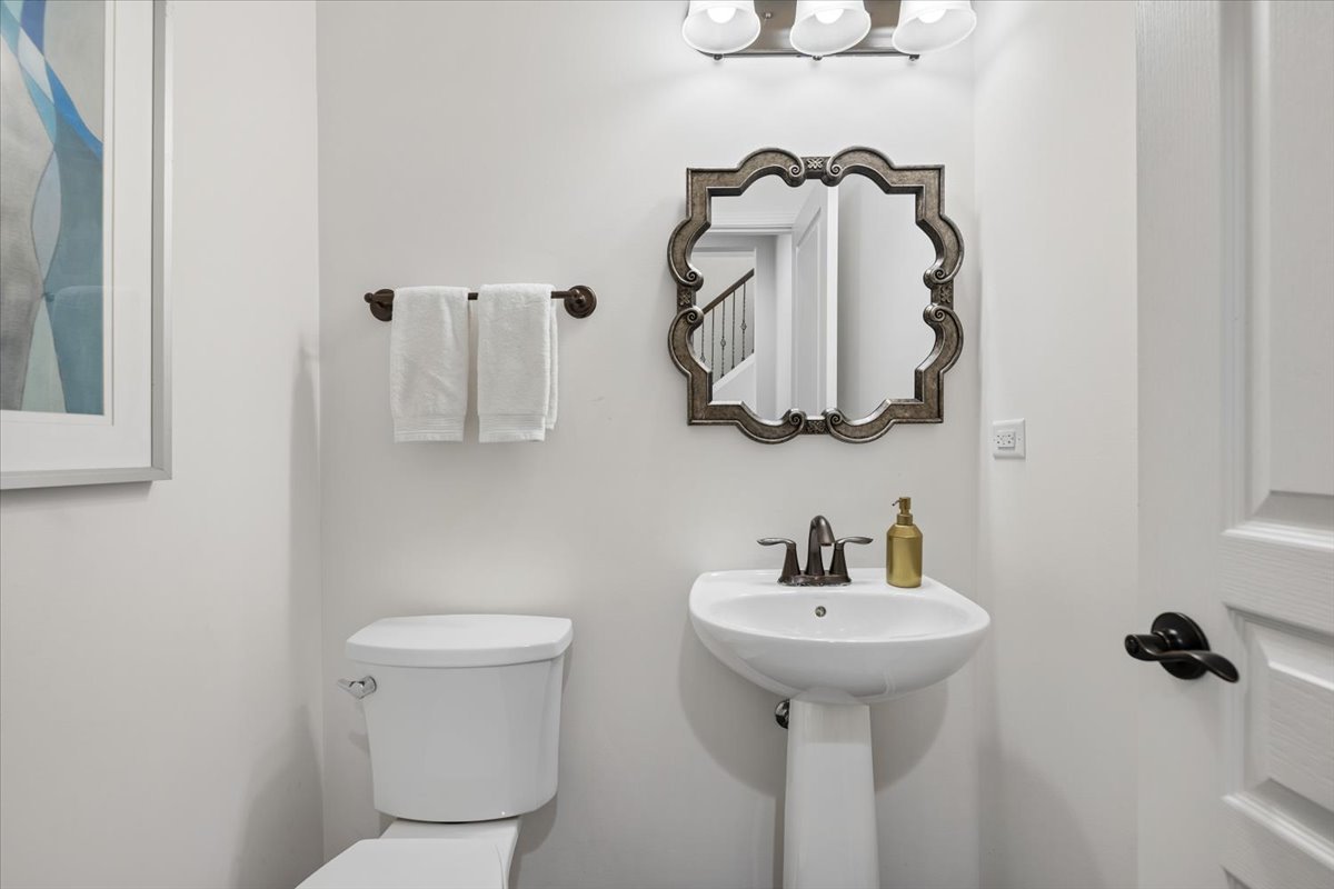 3279 Coral Lane Property Photo 10