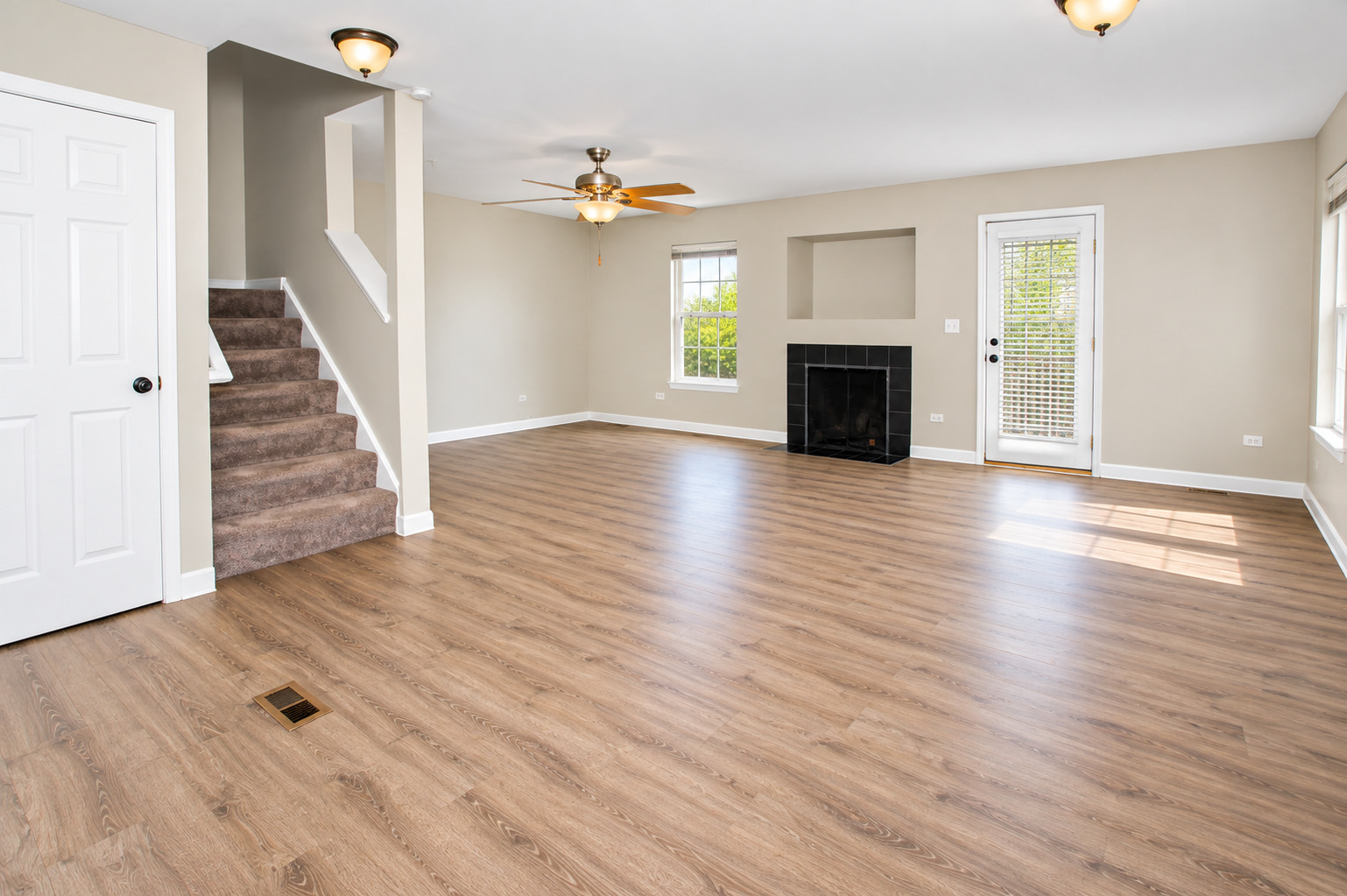 1415 Wesley Court Property Photo 4