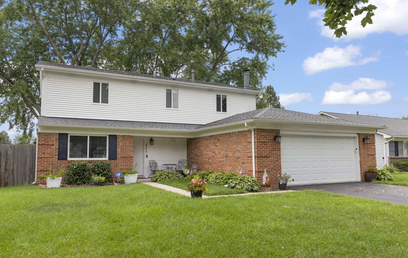 311 Thistle Drive Property Photo 2