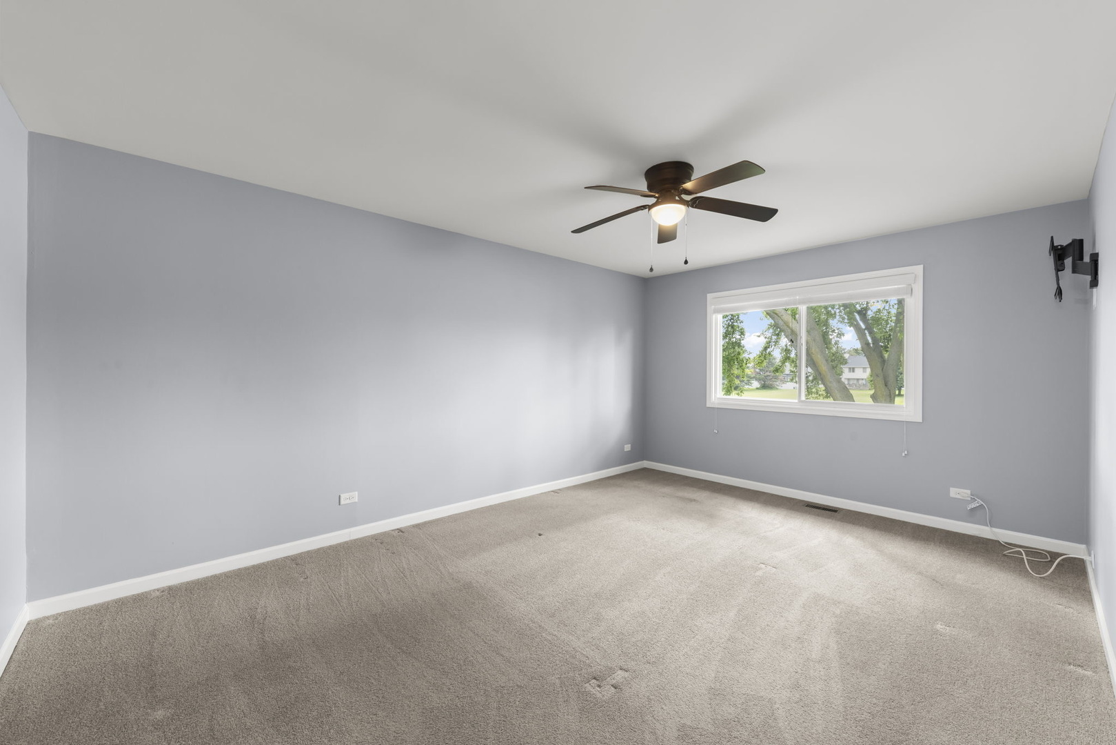 311 Thistle Drive Property Photo 16